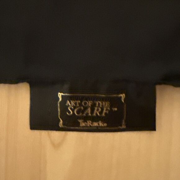 "Art of the Scarf" square scarf made for Tie Rack, featuring a London-themed - Picture 3 of 3